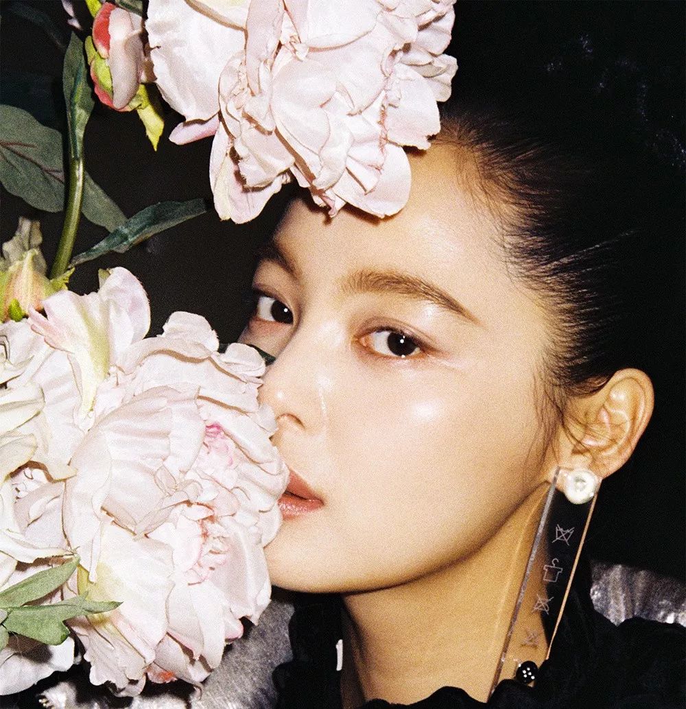 神颜崔雪莉胖成妇女,但辛芷蕾为什么越胖越好看?