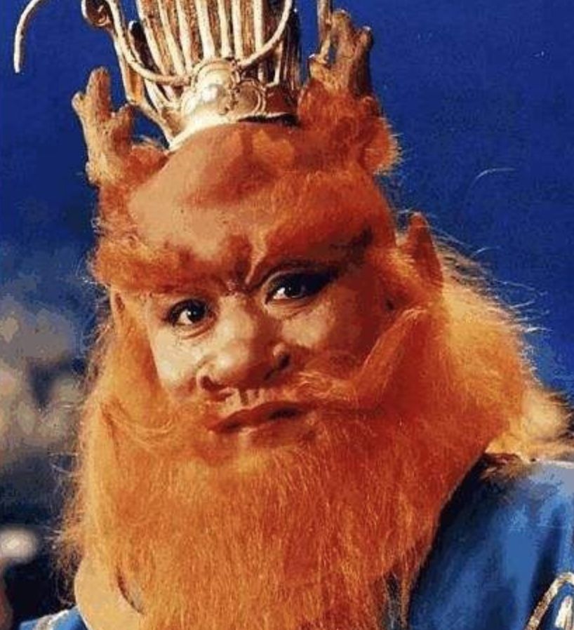 绝美混血颜少女竟因太美遭群攻！然而她从脸到胸到腿都是整出来的…