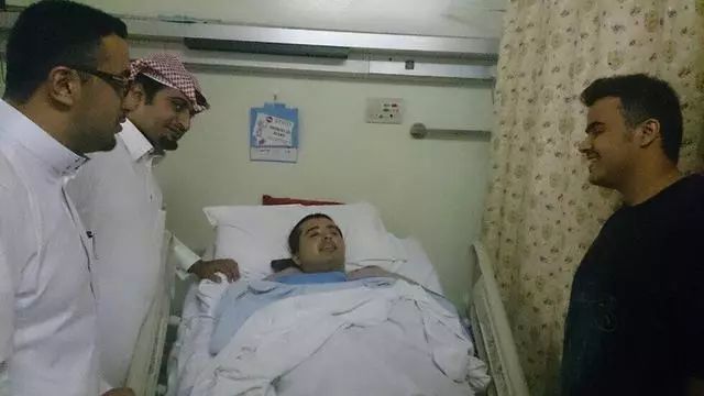 只要在INS上发想整形就有土豪排队送钱，但是仅局限于这个部位！