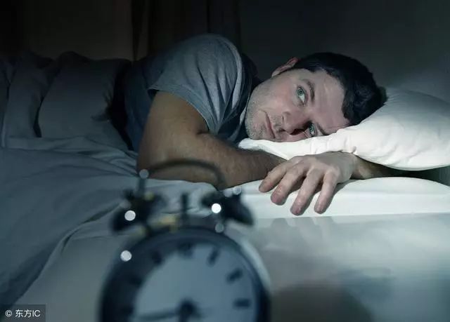 容易半夜惊醒是怎么回事?可能是身体给的警示,要考虑4