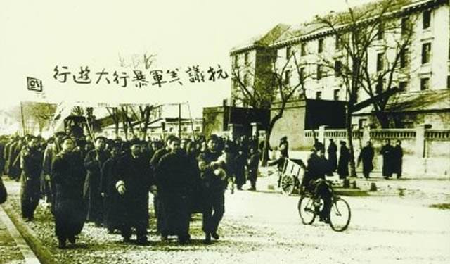 1946年，发生在平安夜里的强奸案