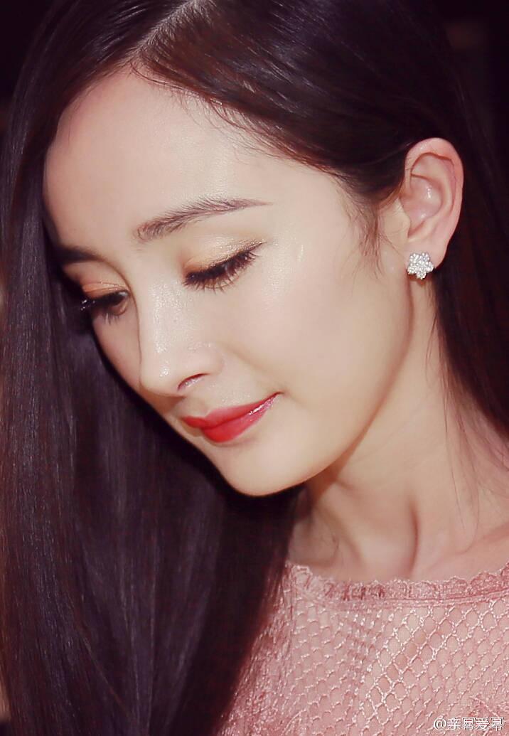 杨幂刘恺威离婚王思聪却再次上热门,网友问道