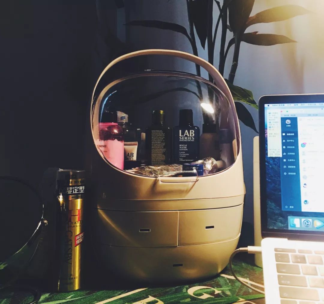 只要你乖，给你买条gai！太空收纳舱先安排起来 | 最生活