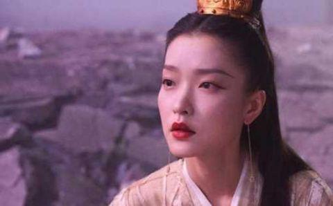 有料！肖央杜鹃疑因戏生情，电影《天气预爆》里kisss羞煞旁人