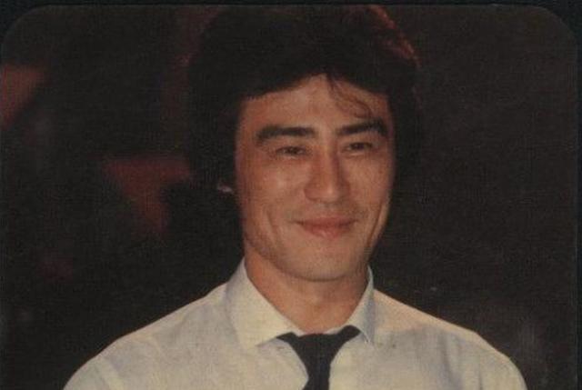 69岁金马影帝王冠雄谈过往：弃影从医被质疑，今成自闭症研究专家