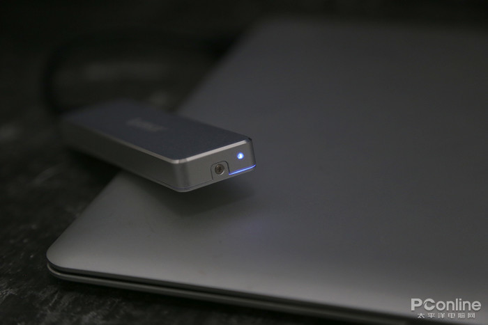 ORICO PCM2-C3 NVMe M.2 SSD硬盘盒 评测:轻松DIY一个中端小巧移动固态