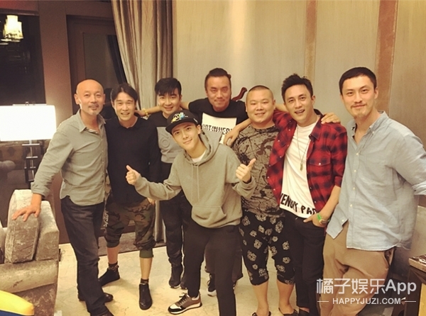 还记得2010快男第九吴俊余吗？他现在长这样啦！