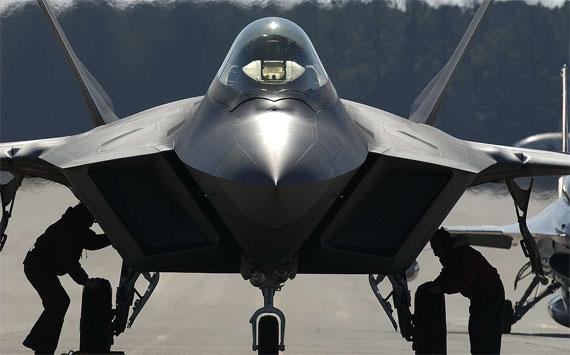 突发!中国战机在伊朗坠机,两飞行员成功逃生