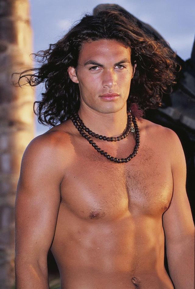 海王杰森莫玛自曝“招牌断眉”原因,感谢害他破相的那个人!