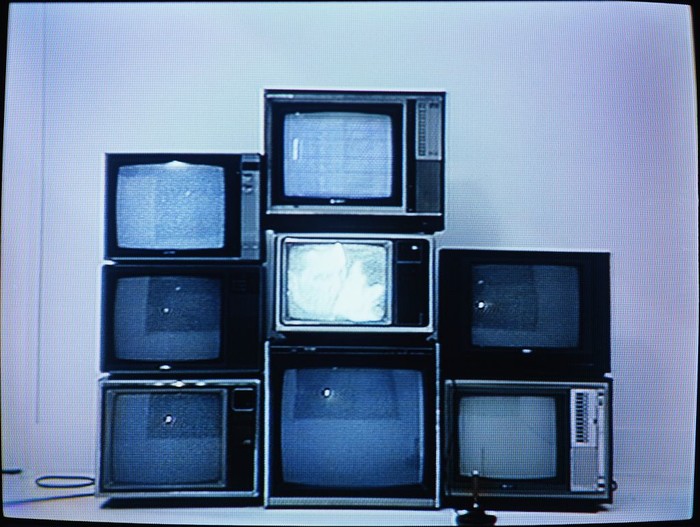 8K电视就要普及了 还记得曾经的黑白电视吗?