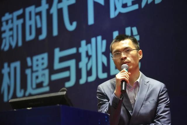 春雨医生宣布张琨不再任CEO职务 传联合创始人曾柏毅接任