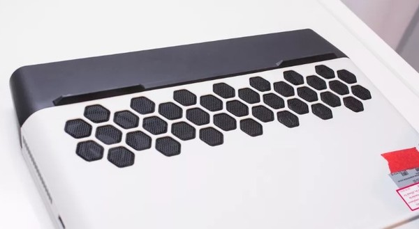 这才叫性能怪兽 Alienware Area-51m亮相CES