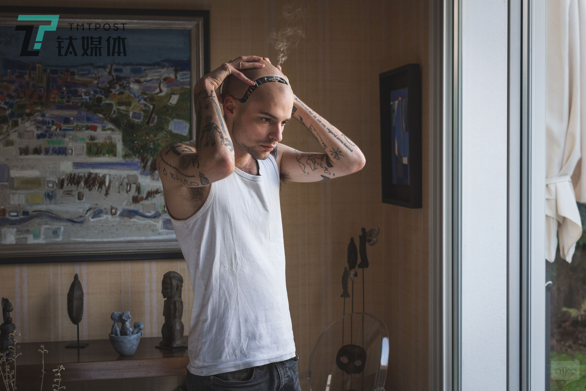 他把“隔壁老王”们变成了机器人 | 钛媒体影像·访谈录