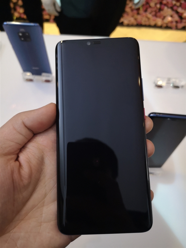 华为Mate 20 Pro馥蕾红/璨星蓝发布：5399元起