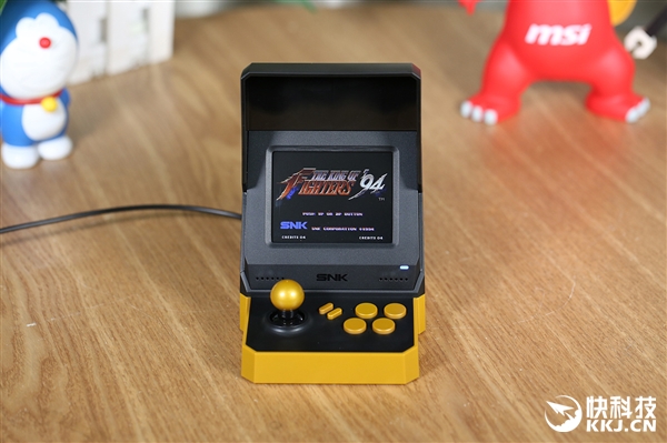 SNK NEOGEO mini游戏机开箱图赏：内置40款经典游戏