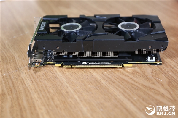 2899元 映众RTX 2060黑金至尊版拆解图赏