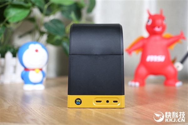 SNK NEOGEO mini游戏机开箱图赏:内置40款经典游戏