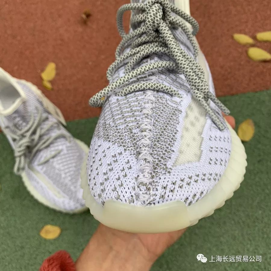 350v2å¤©ä½¿éç©º Adidas ä¸å¶è Yeezy Boost 350 V2 Static æ¤°å­éç©ºç°ç½ EF2905__å¤å°ç½