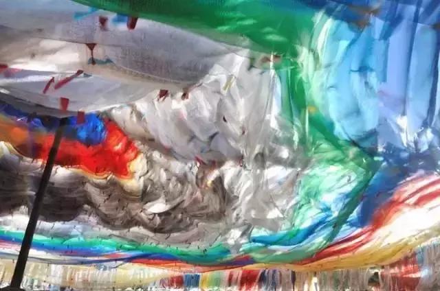 西藏的色彩,本源的象征