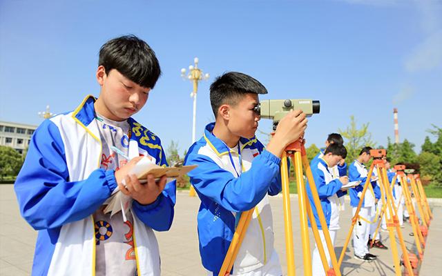 详细介绍全站仪的结构部件,再赠送全套施工图纸,需要请收藏!