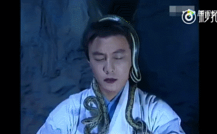 让人头皮发麻、极其反胃的画面，胆小者慎点...