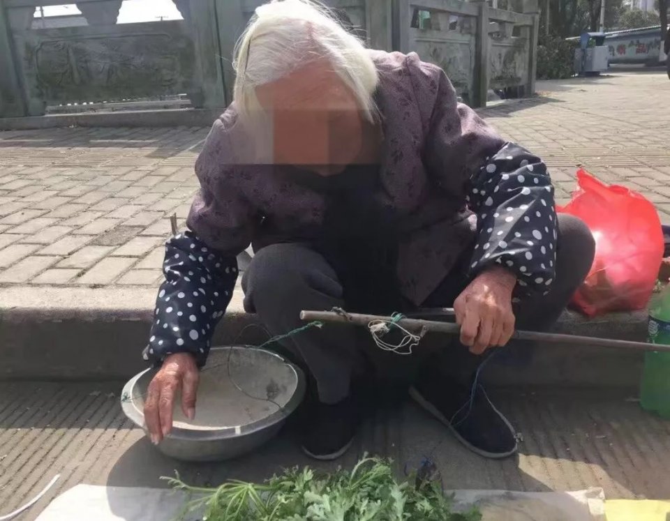 必看！2019最新渣女骗术升级，14天竟能骗上亿男人出轨？