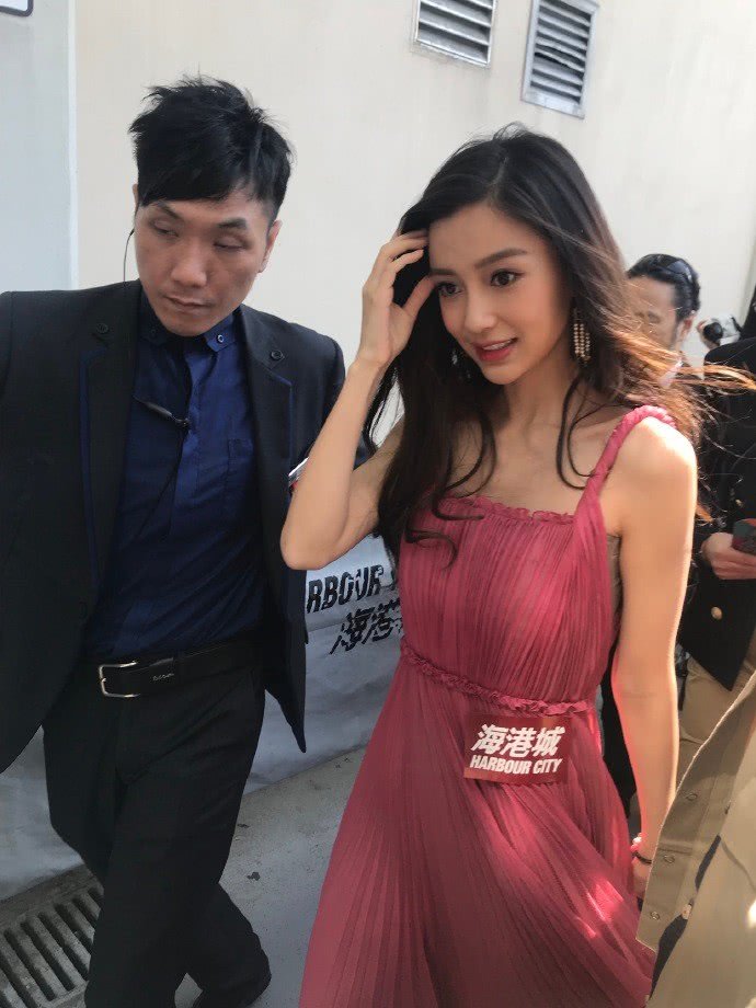 Baby希望猪年能休息陪儿子，还爆料儿子小动作非常可爱