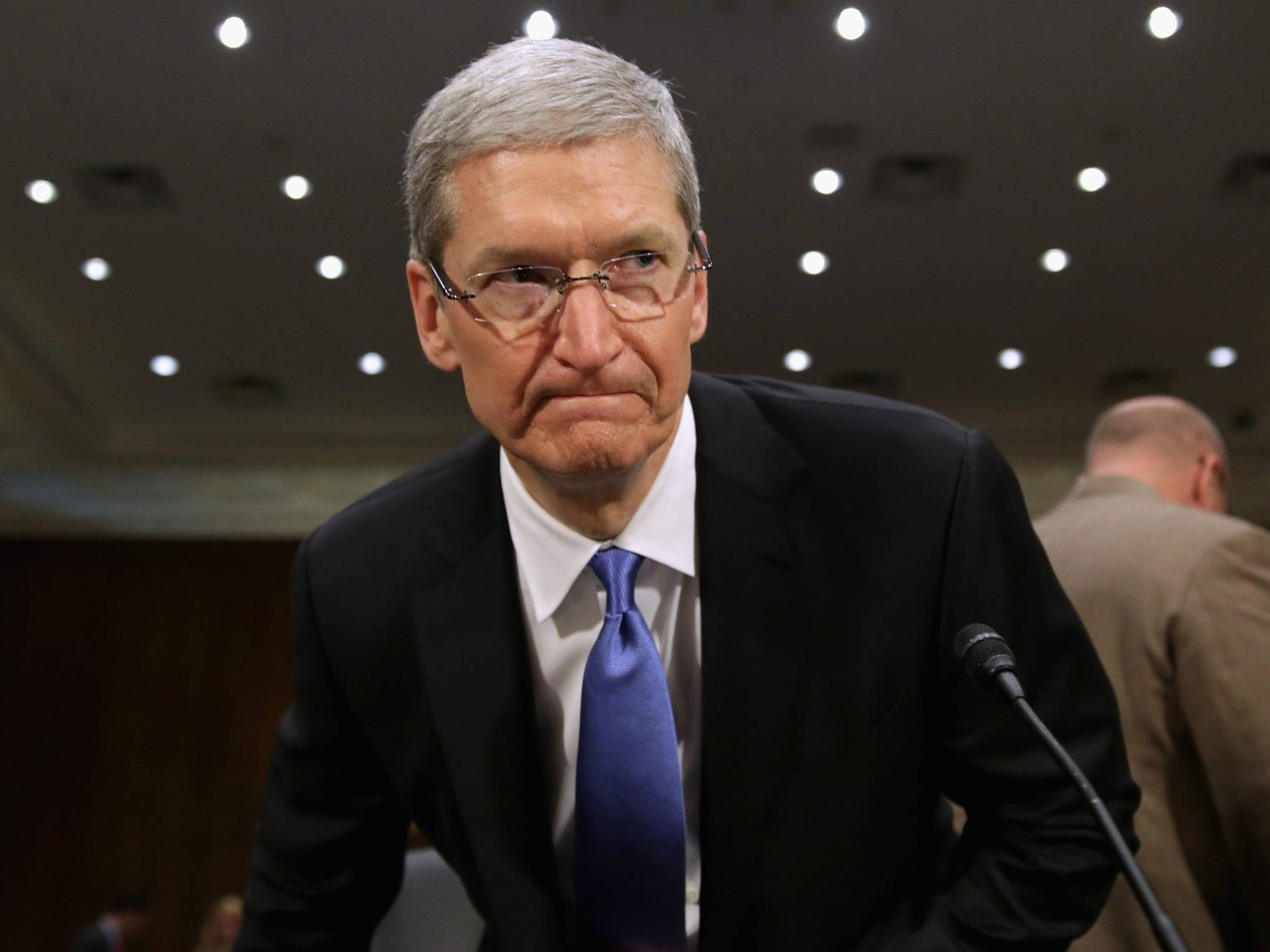 【虎嗅早报】苹果发布第一财季财报，大中华区营收同比下降27%；今日头条普惠红包大幅缩水，张一鸣:2019年将更加困难