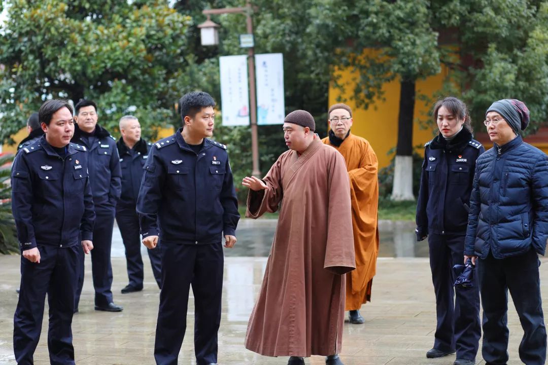 同觉快讯 苏州市,太仓市公安局领导莅临我寺检查指导春节安全工作