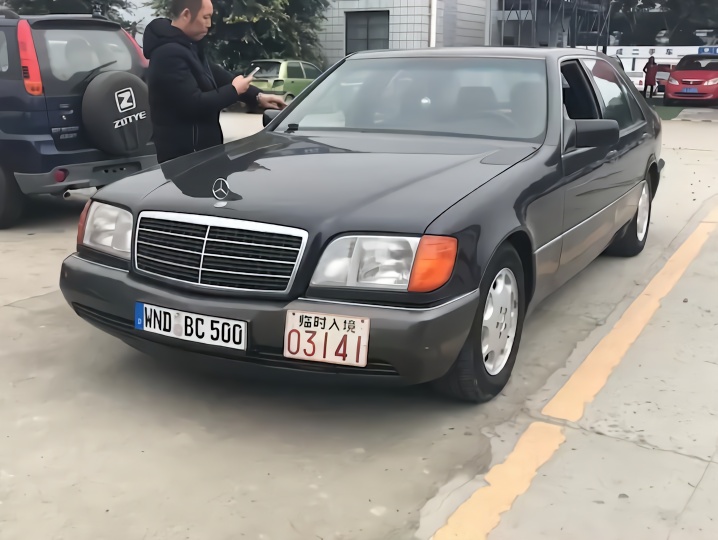 虎头奔,这车牌少见