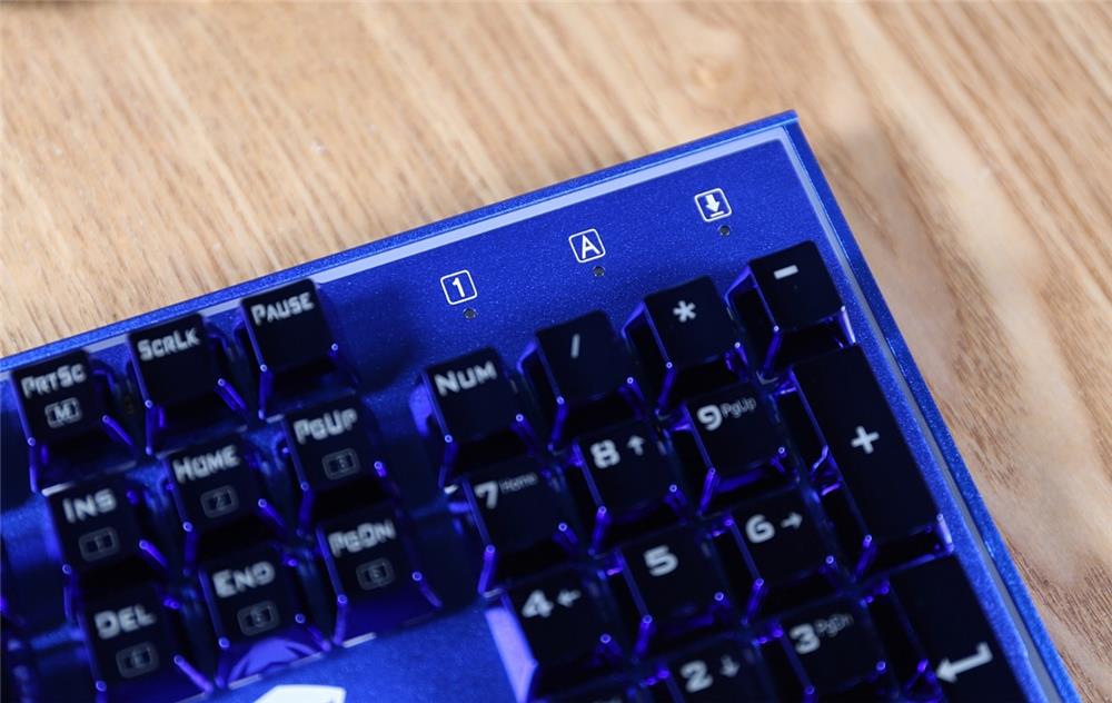 114cm光轨环伺！机械师耀K1机械键盘评测：电镀工艺加持的苍蓝神兽