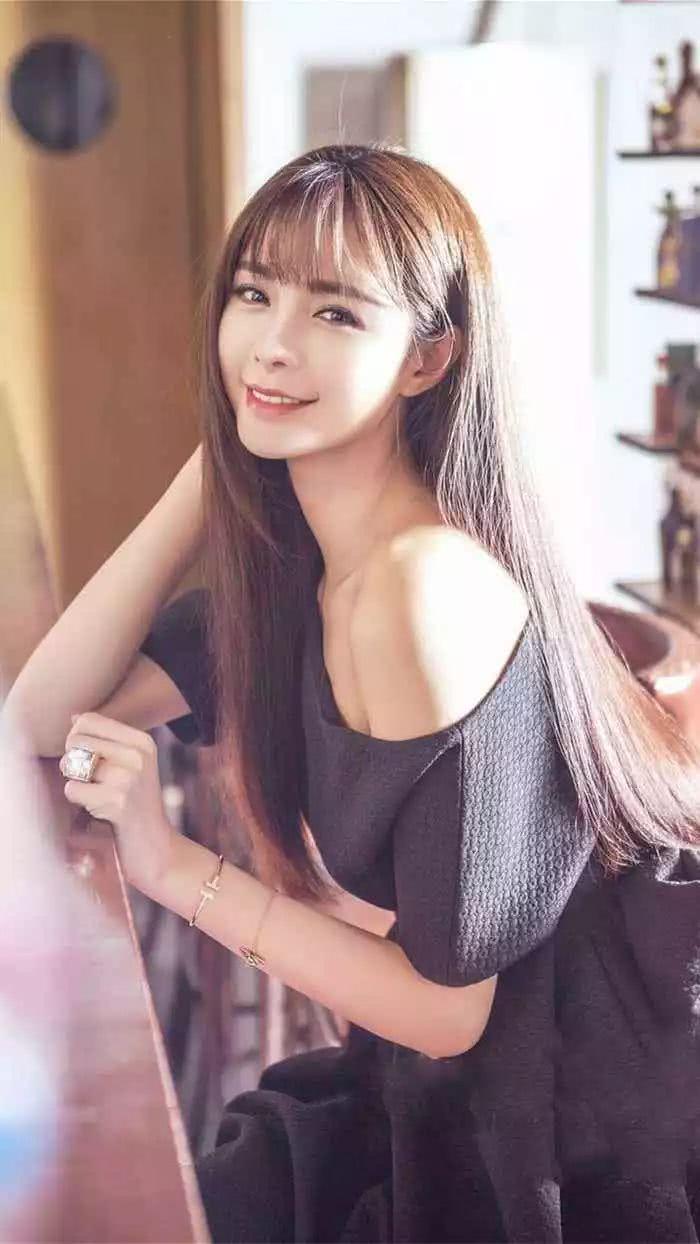 沈梦辰网店又被曝卖假货？吴昕、董璇明星卖二手也是考验情商啊