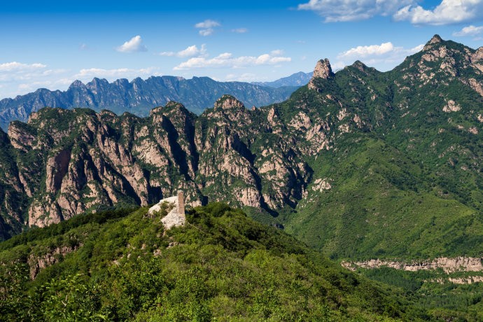 阳光使者 | 绿树村边合,青山郭外斜的小山村