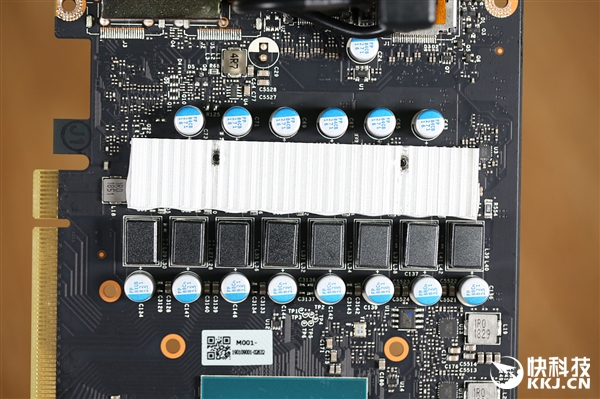 七彩虹iGame GTX 1660 Ti Ultra 6G显卡拆解图赏