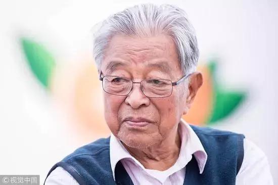 褚橙创始人褚时健去世，微信上线好物圈，携号转网年底前将实现