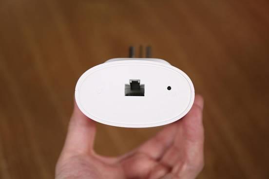 自研凌霄芯片加持！华为路由Q2 Pro评测：任意户型、满屋信号飞檐走壁