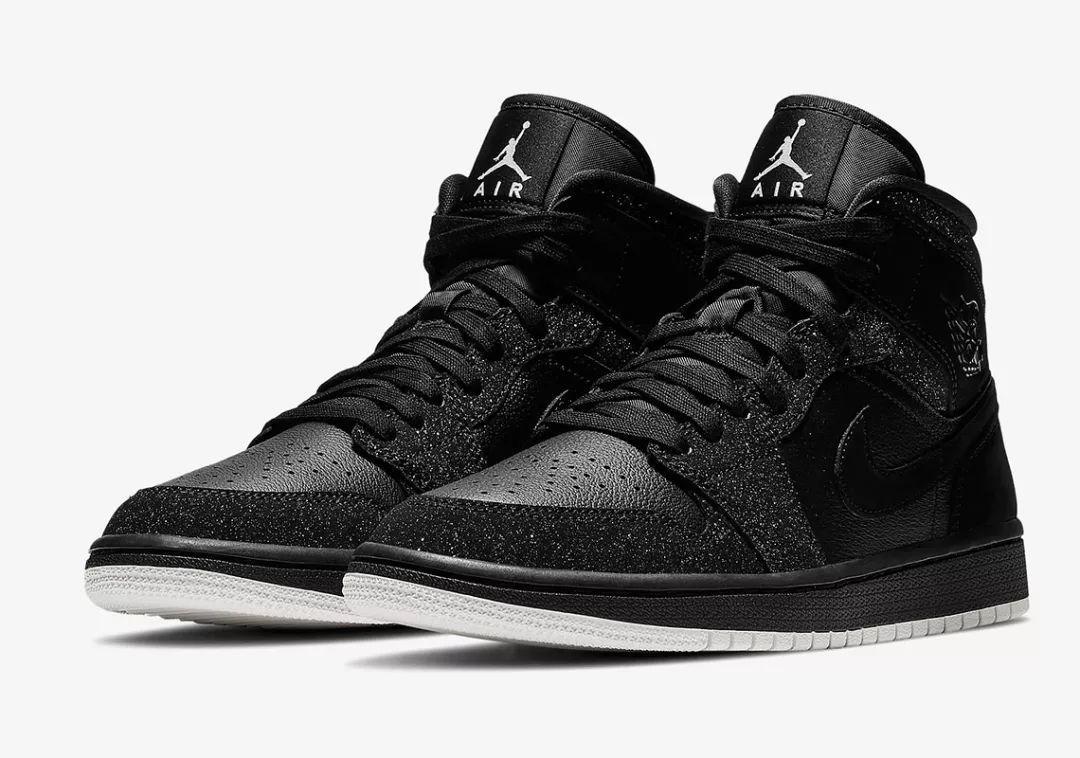 air jordan mid wmns 磨砂皮 一双外观十分奢华的中帮 aj 1,鞋面