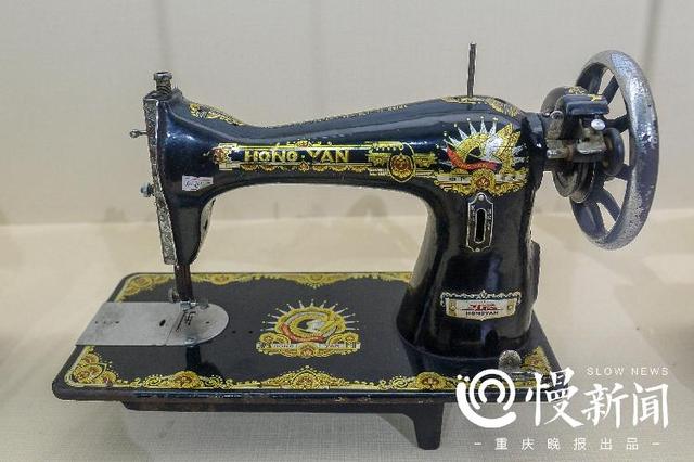 还记得“红岩牌”缝纫机吗?重庆渝北展出百台缝纫机,最老150岁