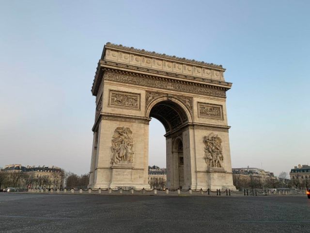 法国巴黎凯旋门。新华社记者丁林摄