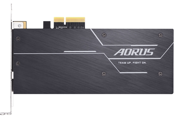 技嘉正式发布Aorus PCIe SSD：群联E12主控 读取3.48GB/s