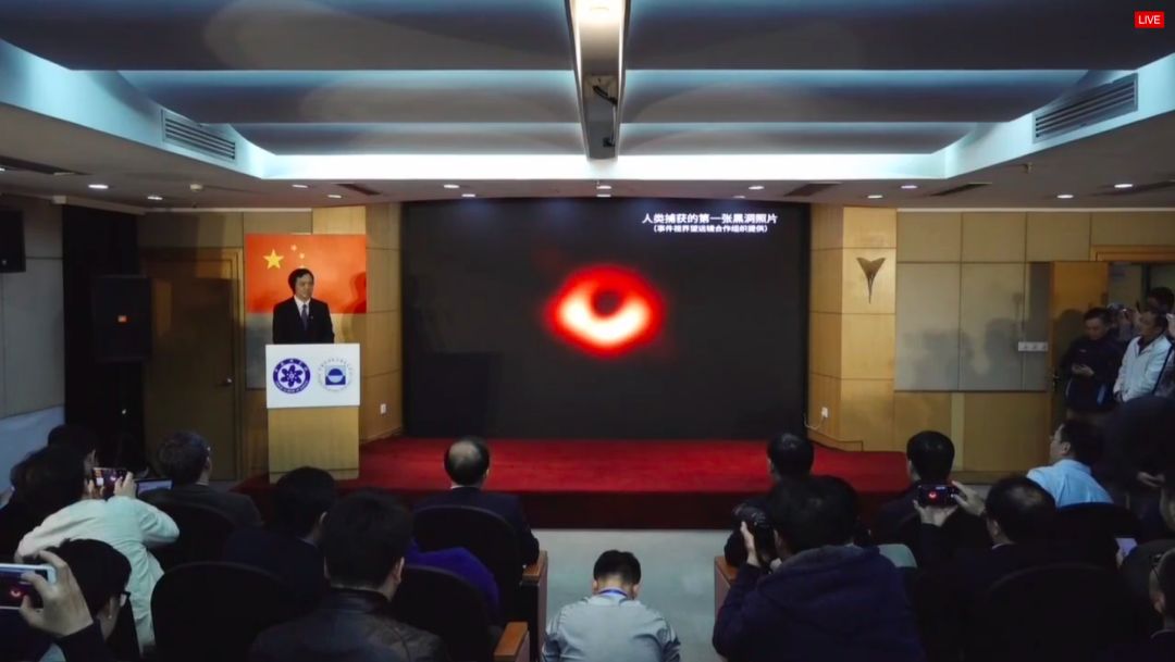 人类史上首张黑洞照片来了！这件事为什么那么重要？