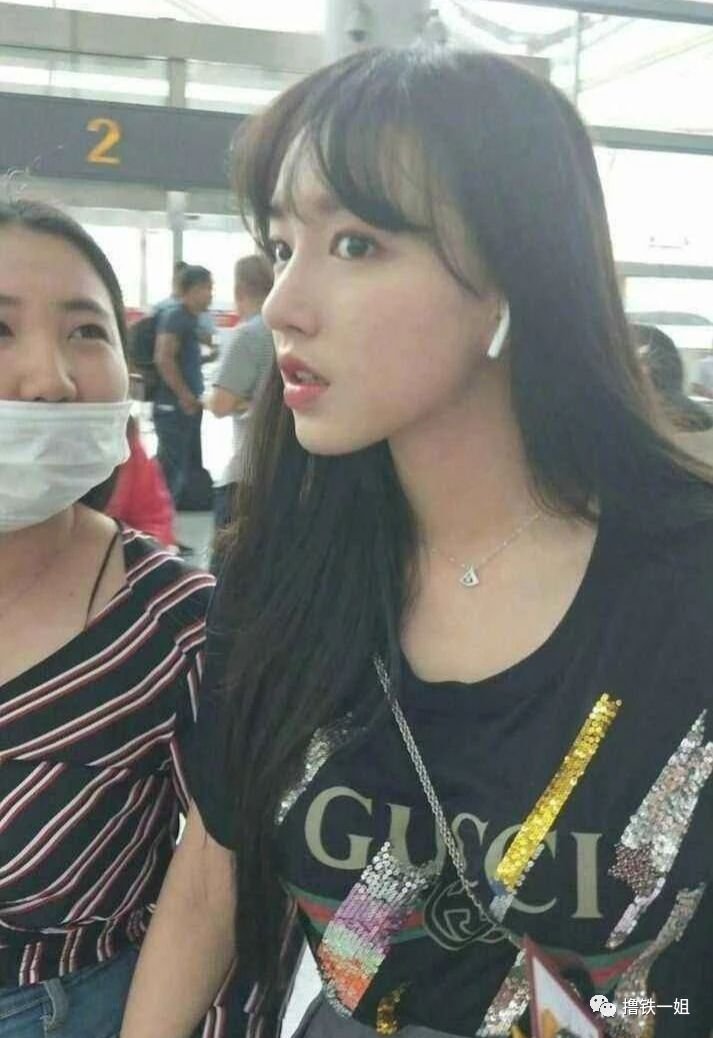 程潇扭曲成麻花的脊柱太可怕，再不改这个习惯你也中招！