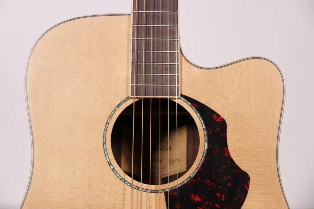 拉维斯n8这个两千价位吉他的颠覆者,也许真能掀起行业巨浪!