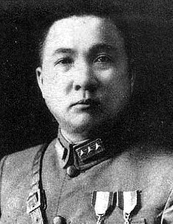 第18军第二任军长罗卓英