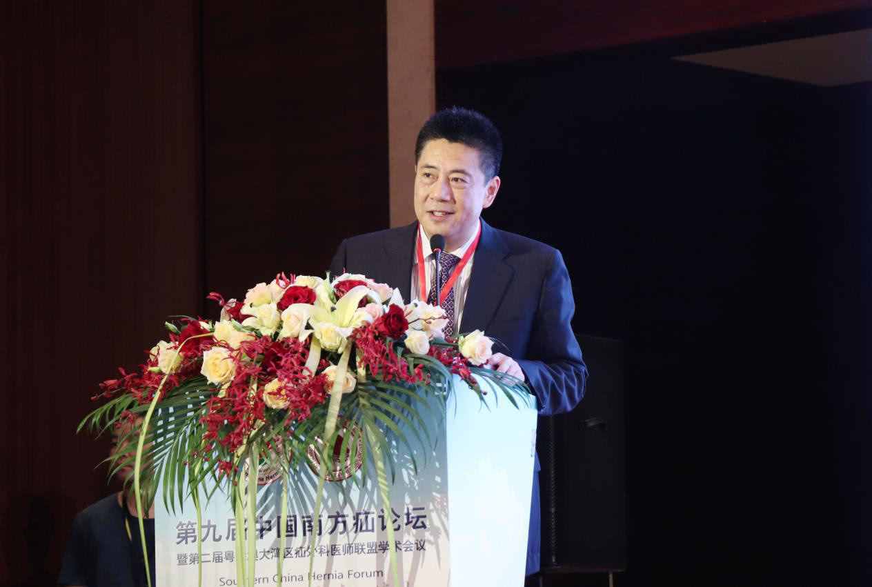 疝和腹壁专家唐健雄教授:患者对疝有三大认知误区(转自凤凰网) 疝和腹壁专家唐健雄教授:患者对疝有三大认知误区(转自凤凰网)