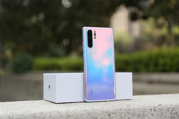 统计显示iPhone今年一季度仅出货4380万台：华为同比大增50%