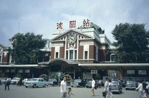 点击查看源网页