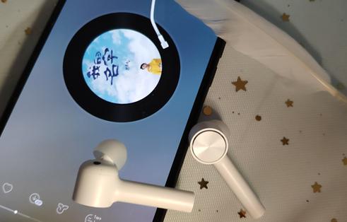 爆火入门级真无线蓝牙耳机:JEET AIR 与小米AIR横评对比