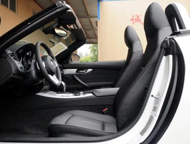 最靓的仔 11款敞篷双门双座Roadster跑车