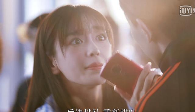baby新戏再现瞪眼式演技，还惊现穿帮镜头